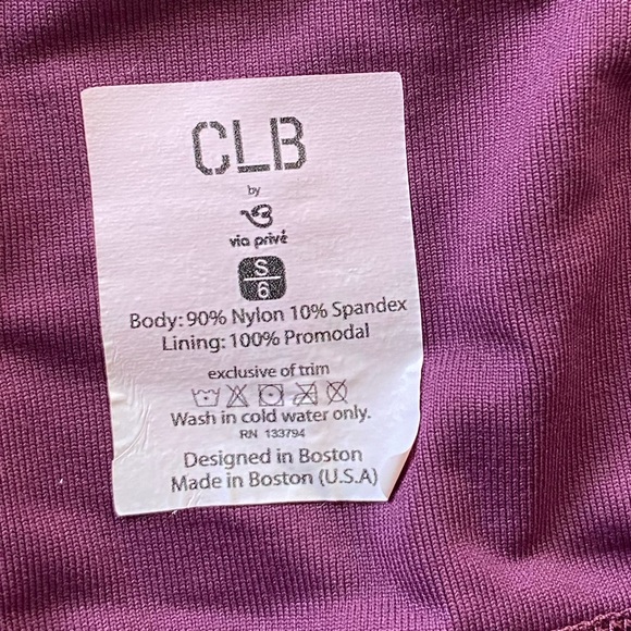 Workout shorts - Picture 3 of 3